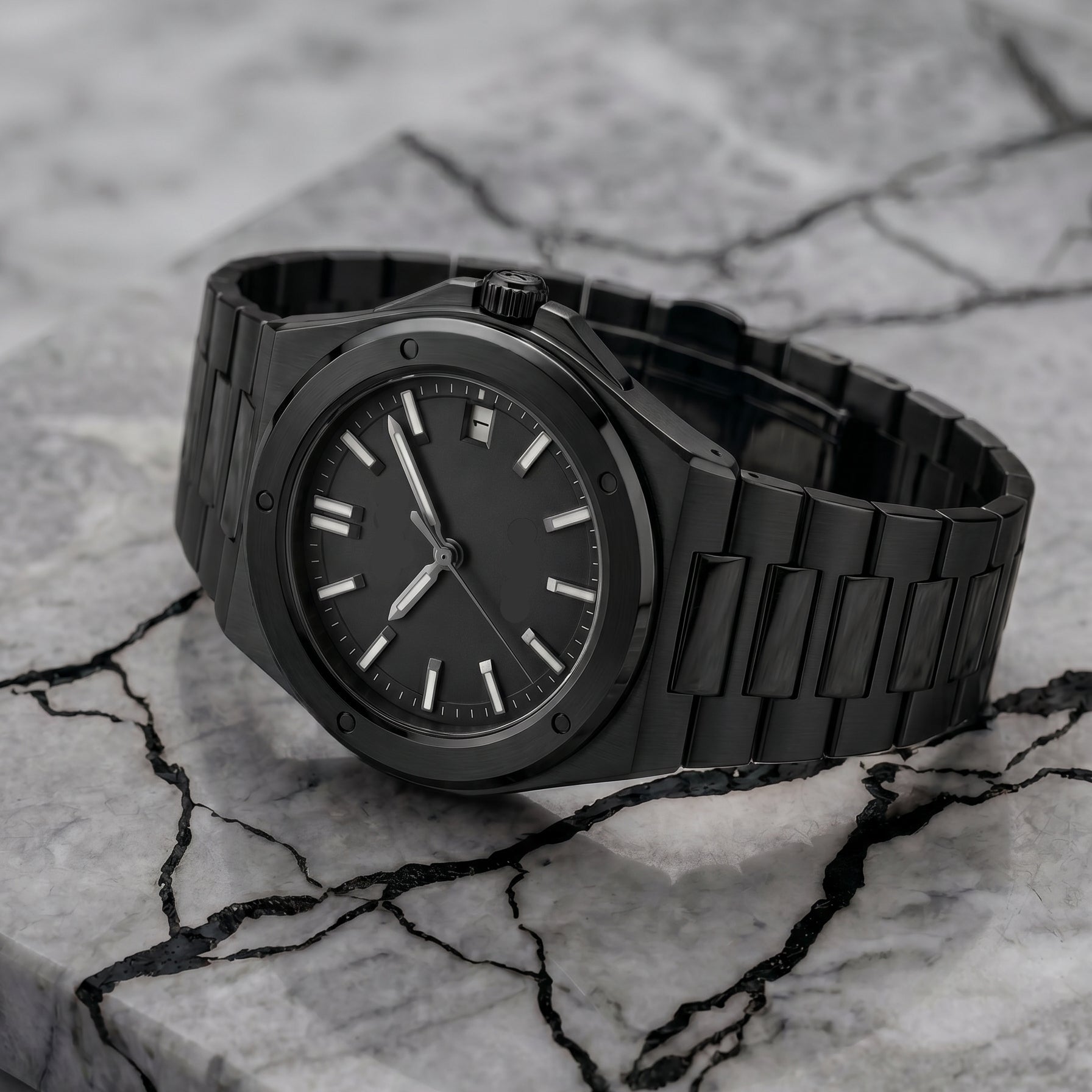 Pergor Valtor ALL Black – automatic watch, stainless steel case and bracelet